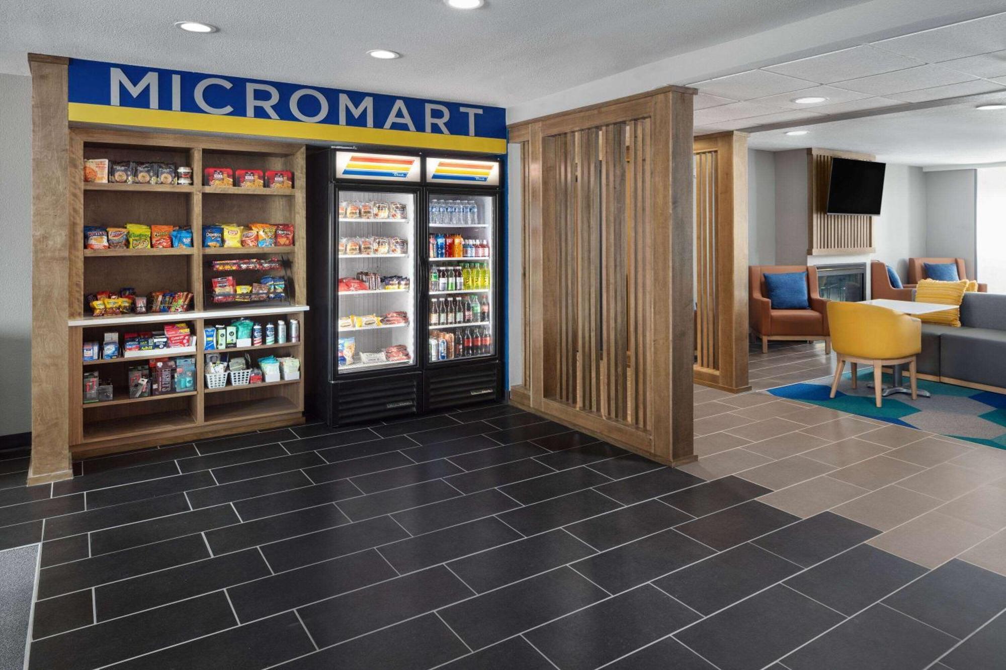 Microtel Inn & Suites By Wyndham Rapid City Εξωτερικό φωτογραφία